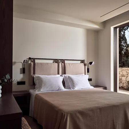 Βίλα Onore Villa, With Heated Pool & Signature Design, By Thinkvilla *