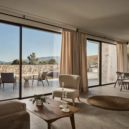 Onore Villa, Featuring Heated Pool, By Thinkvilla *