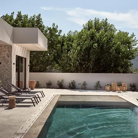 Onore Villa, Featuring Heated Pool, By Thinkvilla