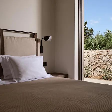 Onore Villa, Featuring Heated Pool, By Thinkvilla Villa *