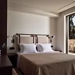 Villa Onore Villa, With Heated Pool & Signature Design, By Thinkvilla *
