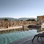 Villa Onore Villa, With Heated Pool & Signature Design, By Thinkvilla