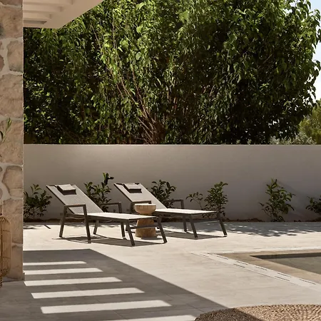Onore Villa, With Heated Pool & Signature Design, By Thinkvilla *