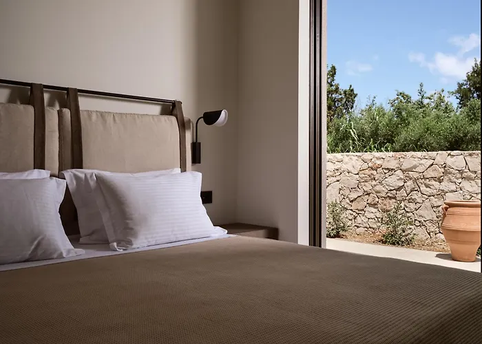 Onore Villa, With Heated Pool & Signature Design, By Thinkvilla Вилла *